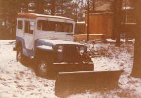Ford Jeep Snow Plow ws.jpg (28948 bytes)