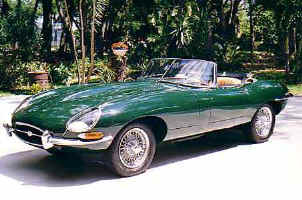 66 Jaguar XKE Roadster Top Dn ws.jpg (32447 bytes)