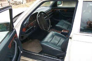 1991 Mercedes 420SEL LtFt Int ws.jpg (37393 bytes)